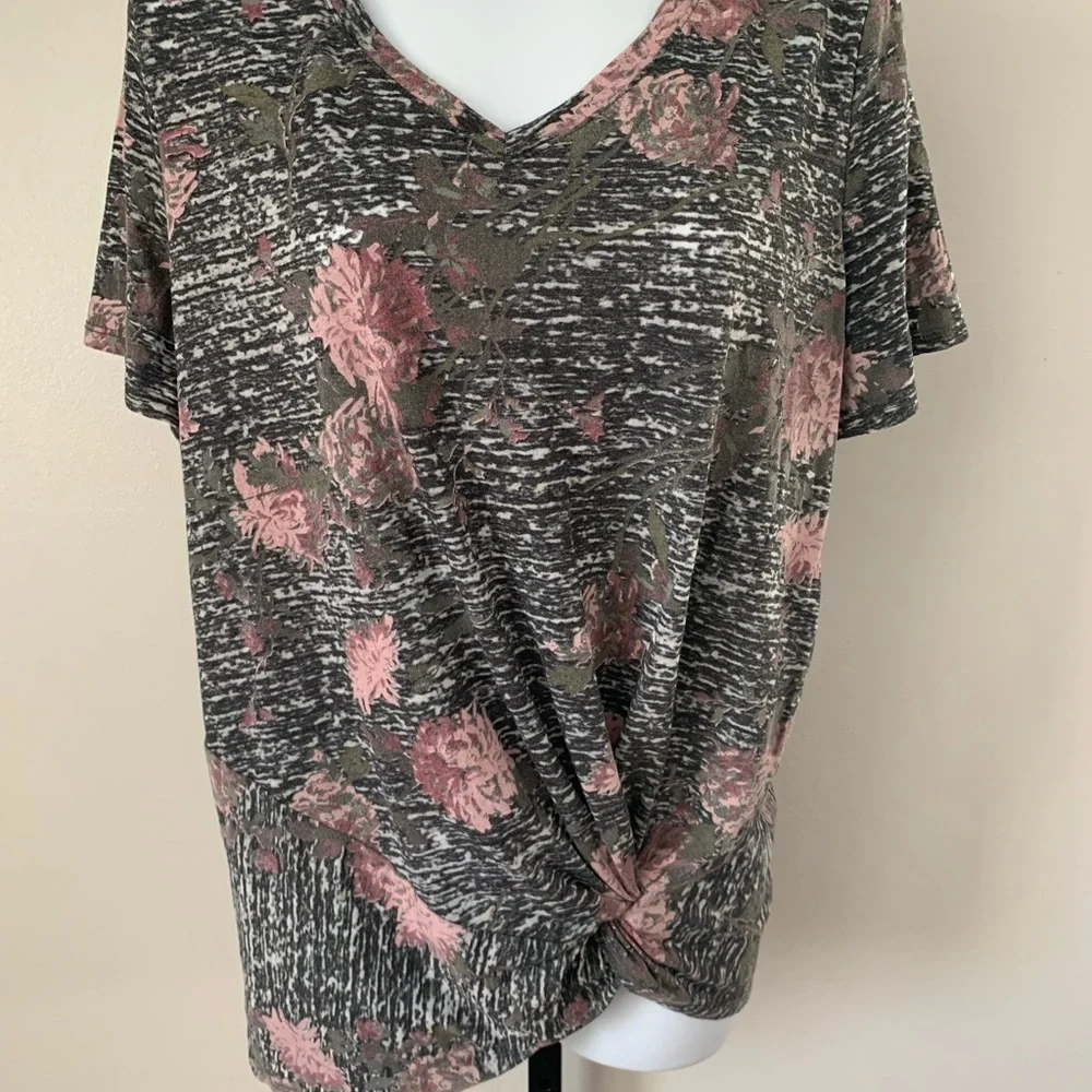 Maurices design shirt